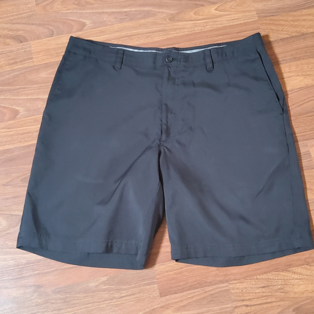 Pro Tour Golf Shorts Size 36 Black NWOT 9” Inseam